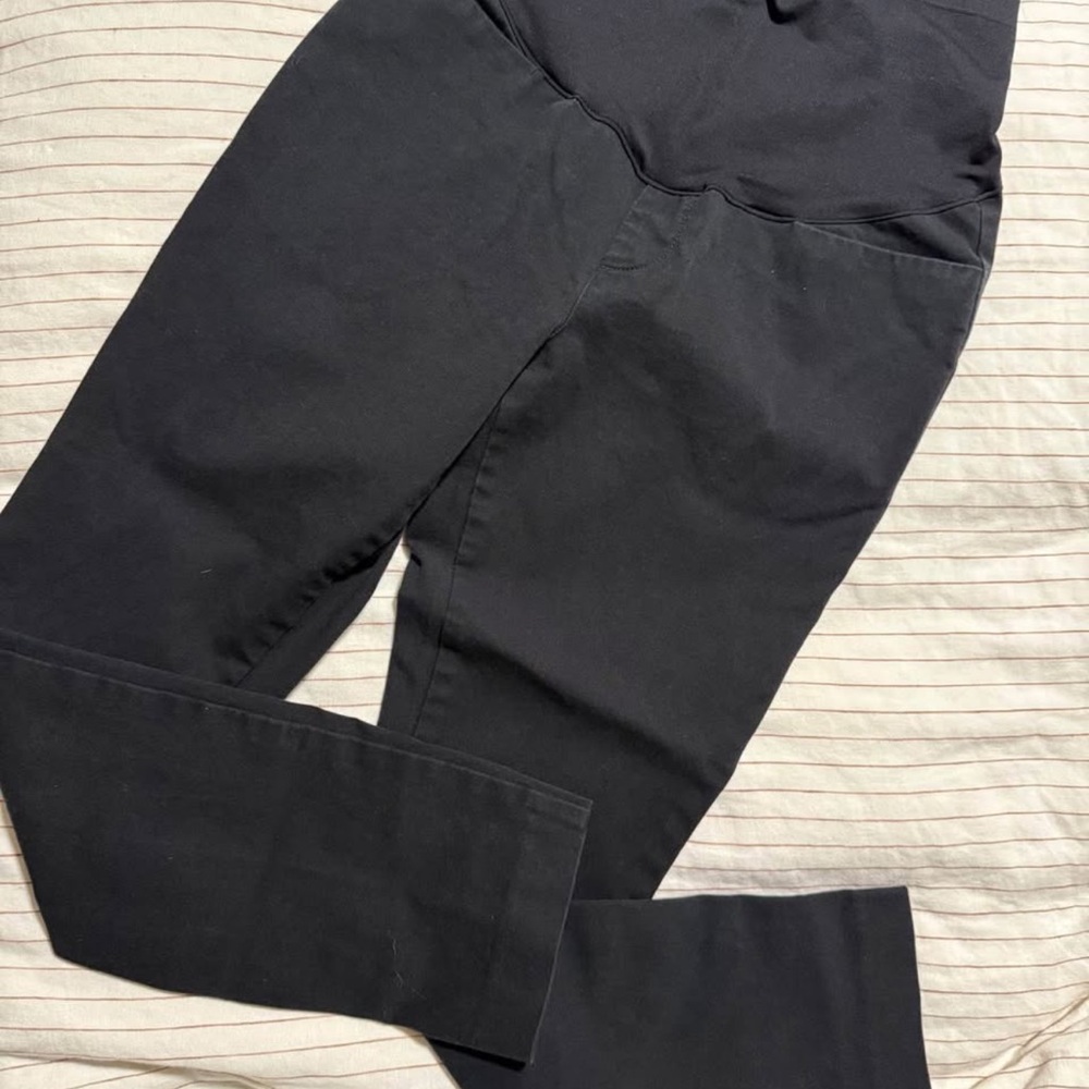 Old Navy Black Maternity Pixie Pants